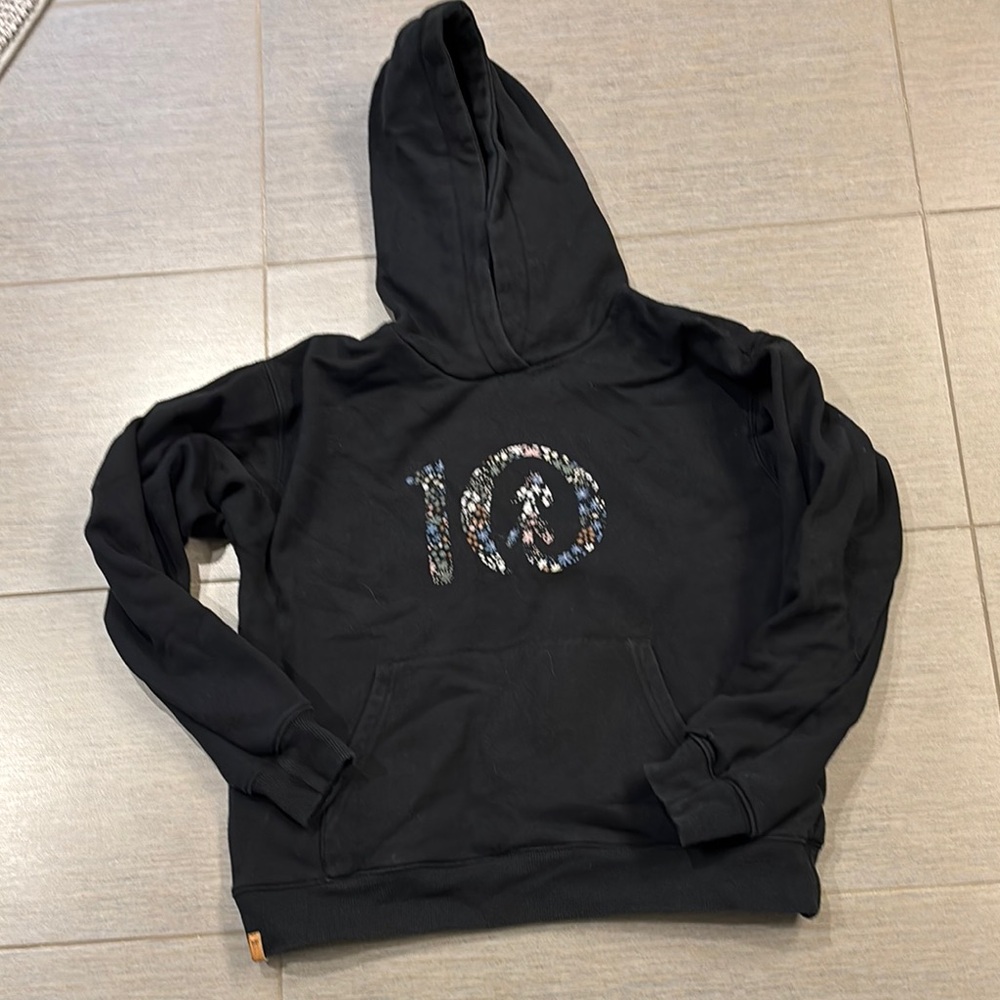 2/$15 TenTree Womens Small Floral Logo Black Hoodie